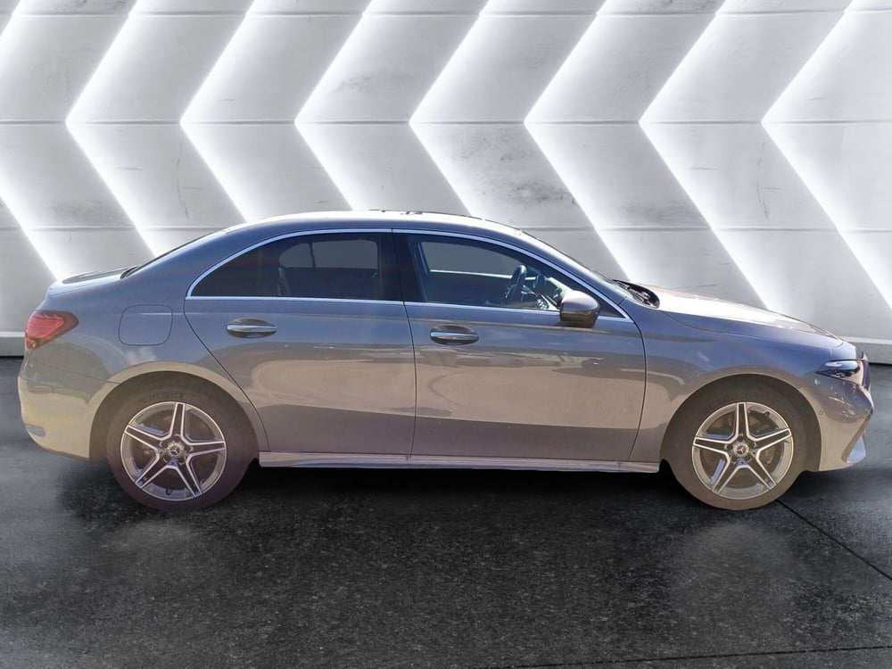 Mercedes-Benz Classe A Sedan usata  (5)