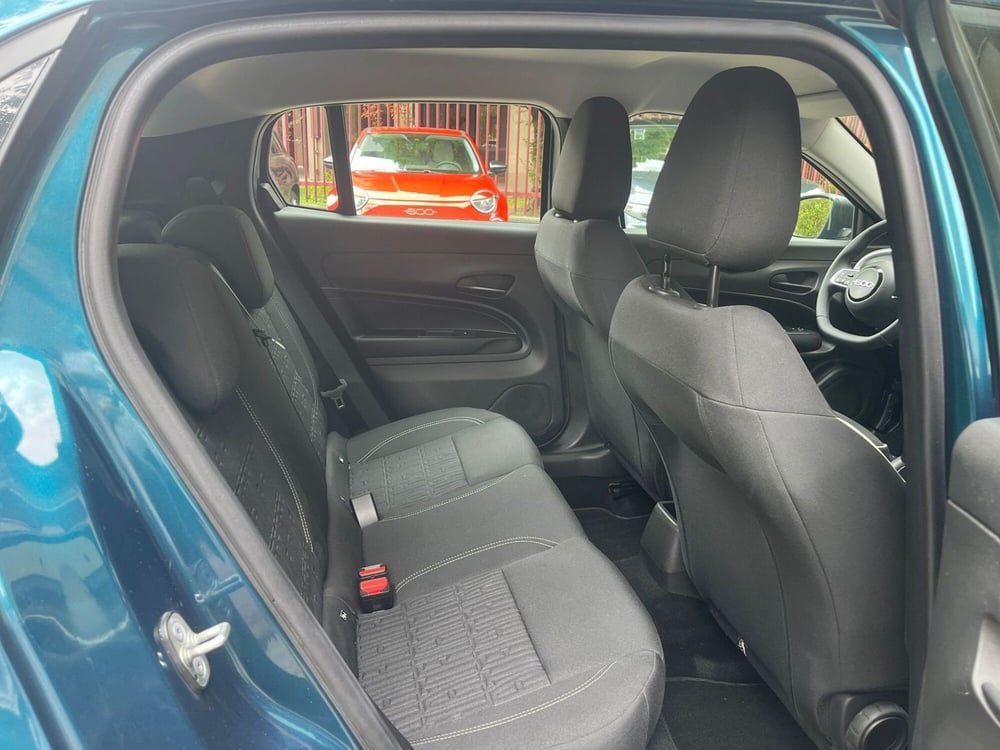 Fiat 600 nuova a Milano (14)