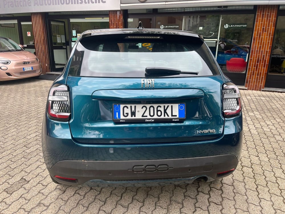 Fiat 600 nuova a Milano (8)