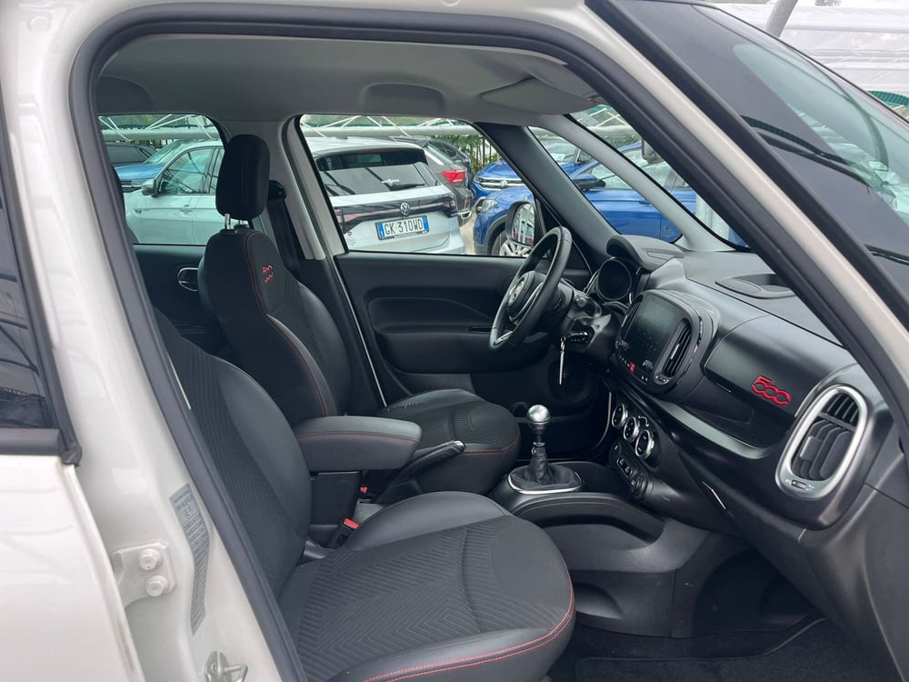 Fiat 500L usata a Milano (12)