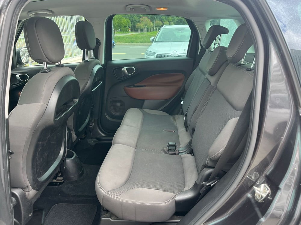 Fiat 500L usata a Milano (15)