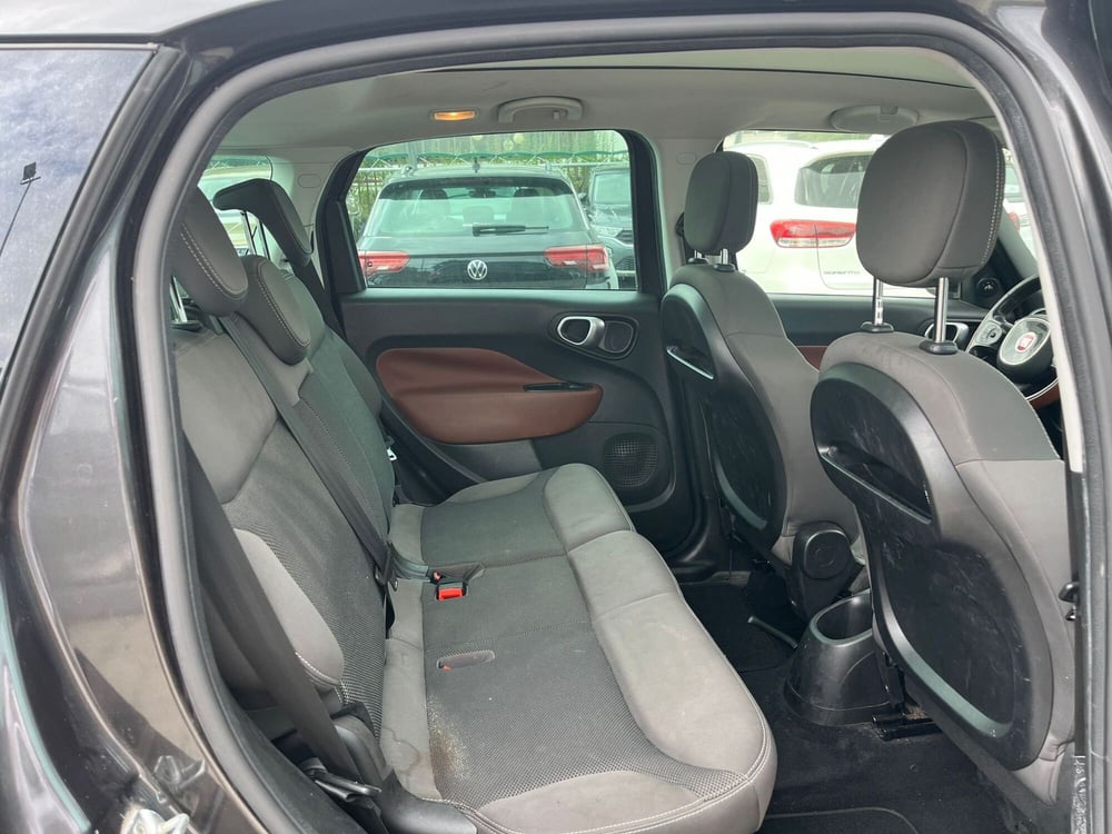 Fiat 500L usata a Milano (16)