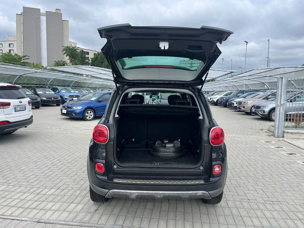 Fiat 500L usata a Milano (9)