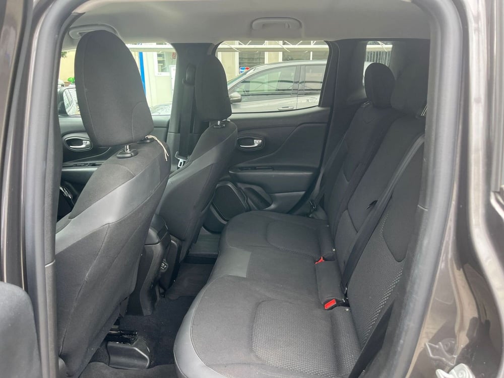 Jeep Renegade usata a Milano (13)