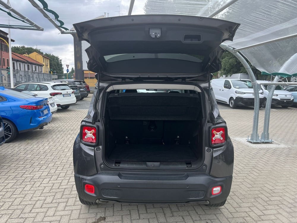 Jeep Renegade usata a Milano (9)