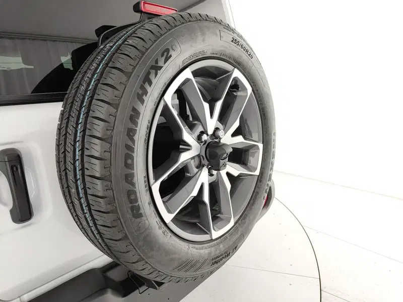 Jeep Wrangler Unlimited nuova a Caserta (11)