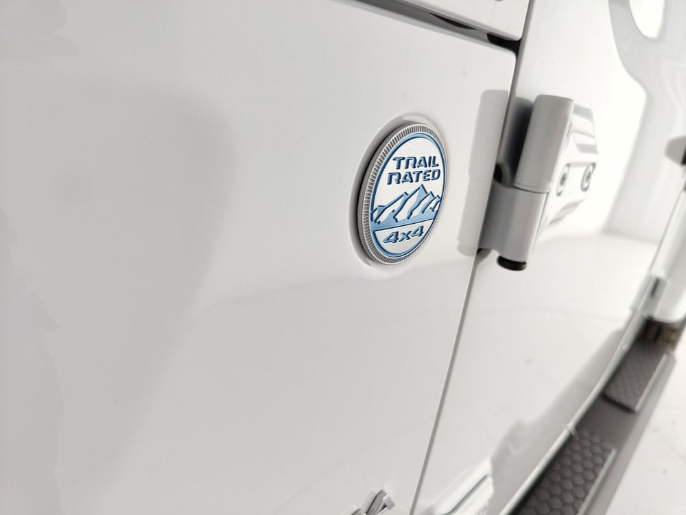 Jeep Wrangler Unlimited nuova a Caserta (15)