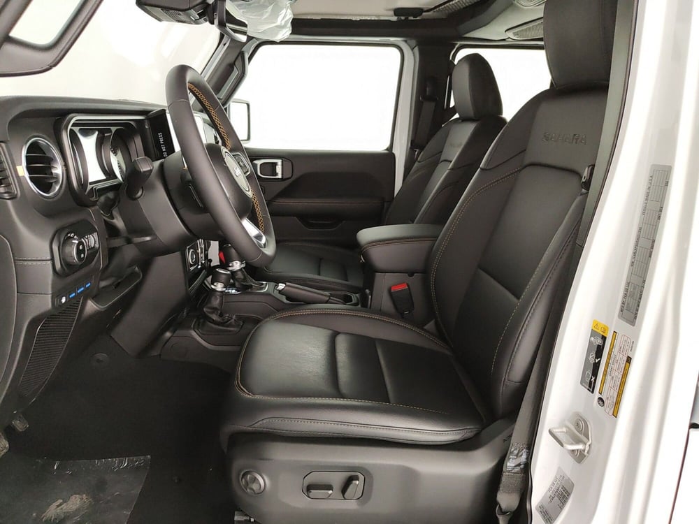 Jeep Wrangler Unlimited nuova a Caserta (19)