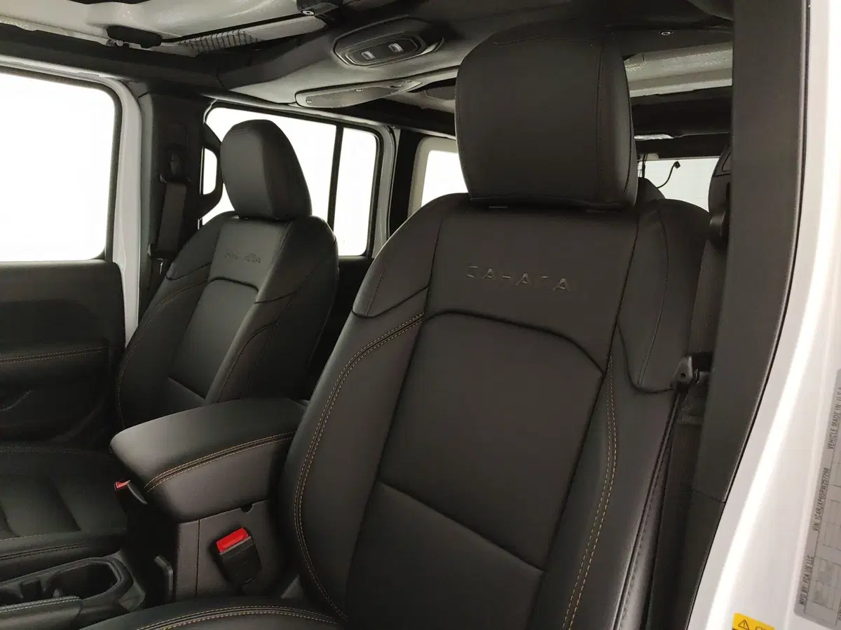 Jeep Wrangler Unlimited nuova a Caserta (20)