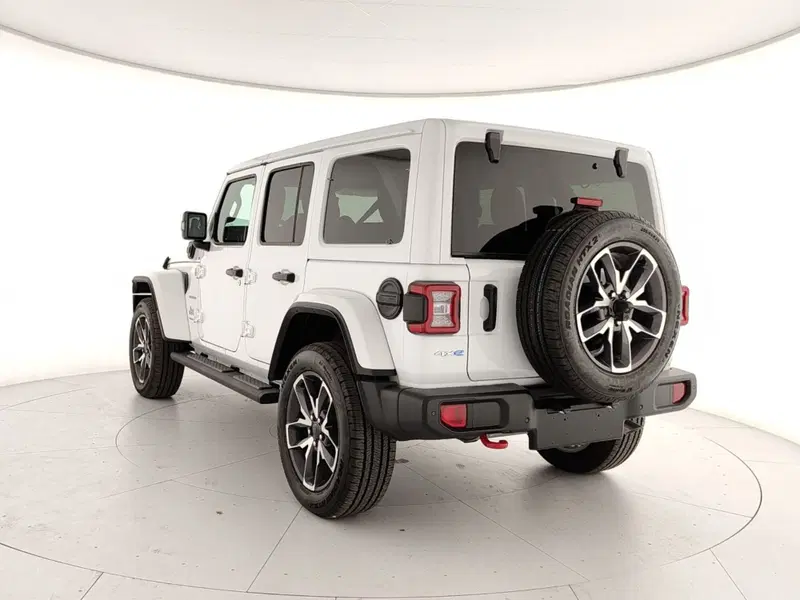 Jeep Wrangler Unlimited nuova a Caserta (4)