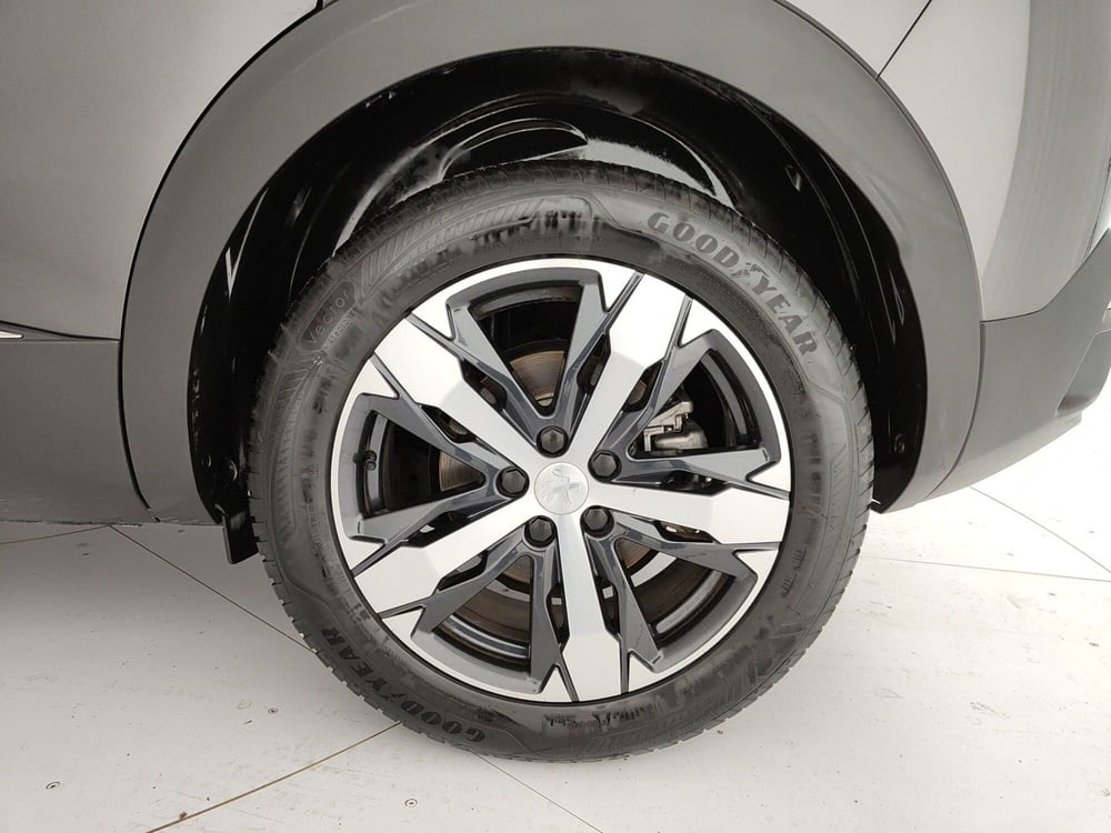 Peugeot 3008 usata a Caserta (11)