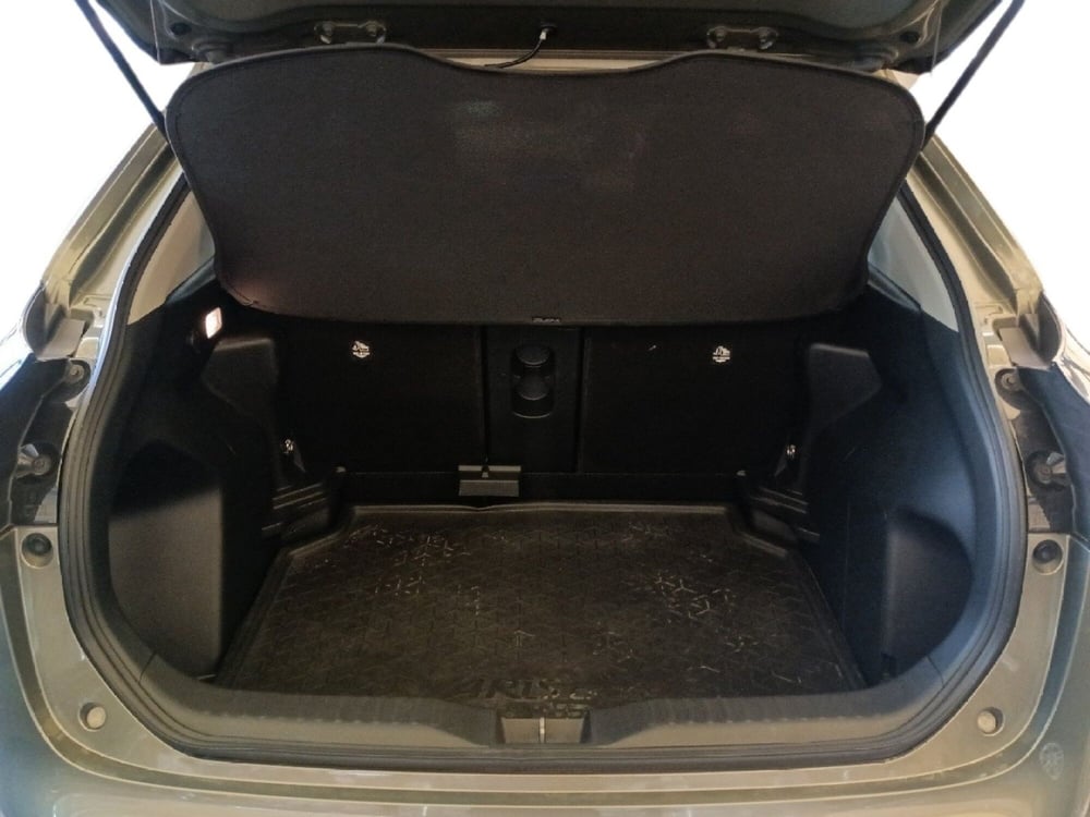 Toyota Yaris Cross usata a Milano (12)