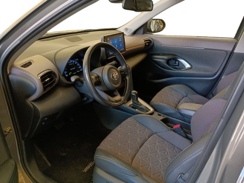 Toyota Yaris Cross usata a Milano (15)