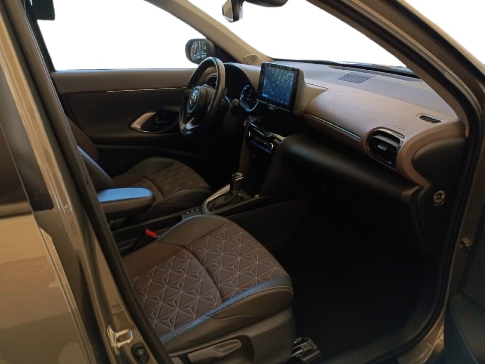 Toyota Yaris Cross usata a Milano (6)