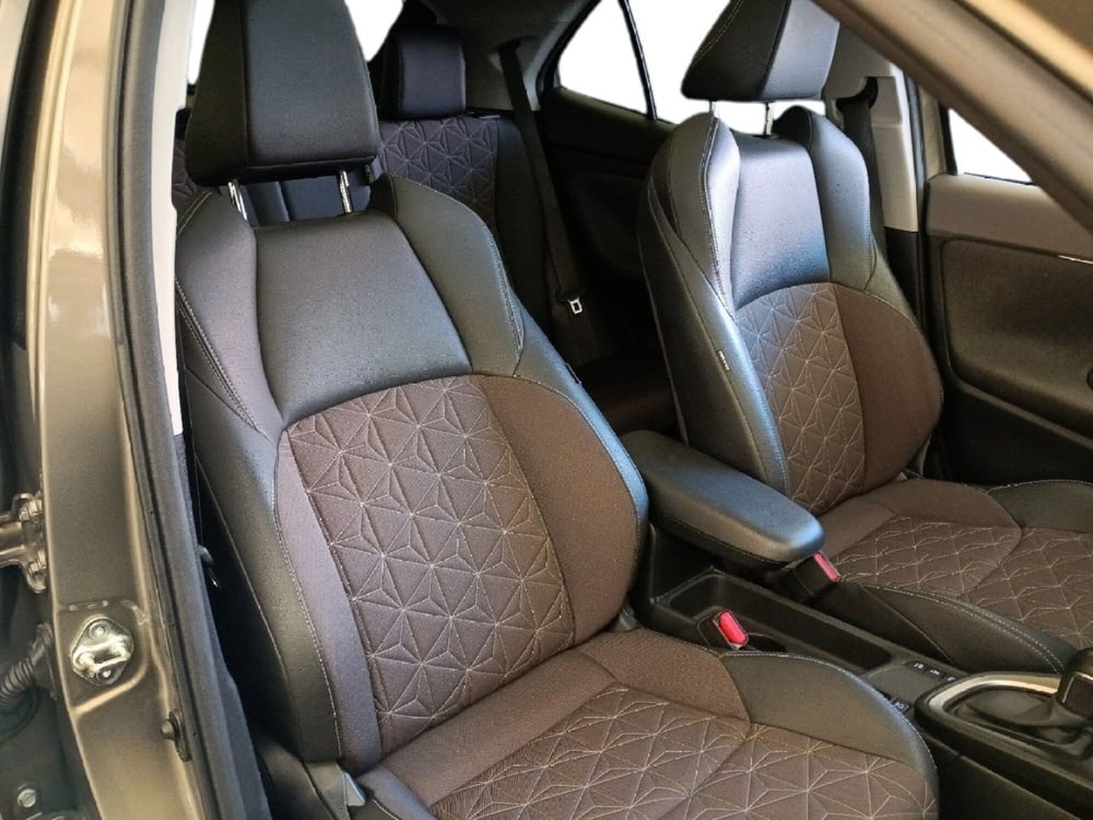 Toyota Yaris Cross usata a Milano (7)