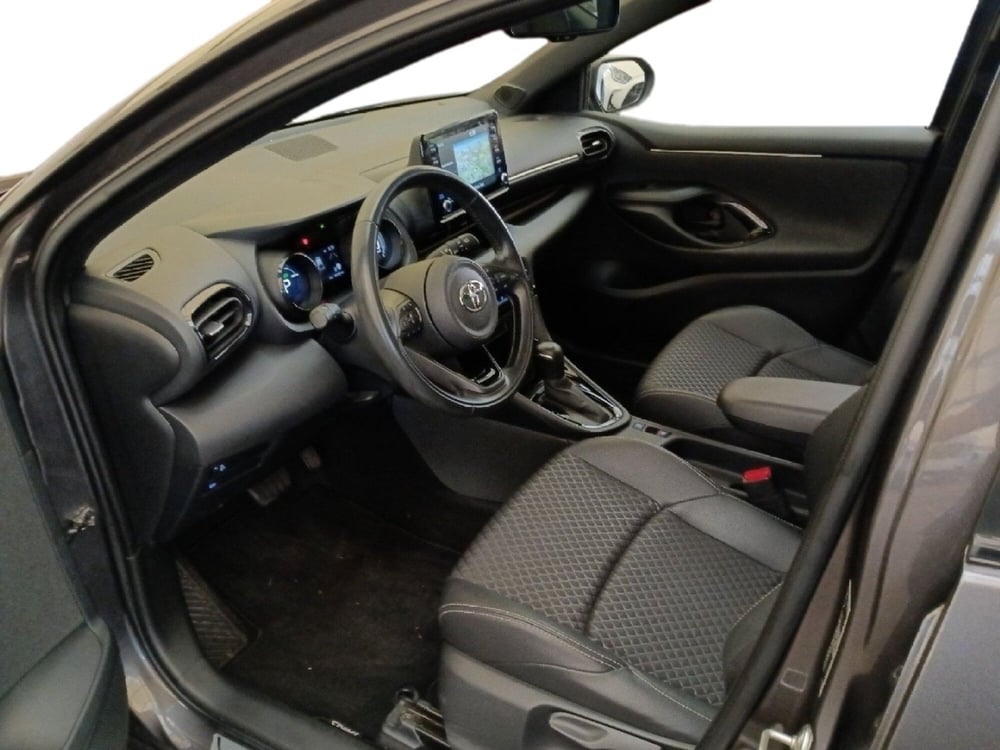 Toyota Yaris usata a Milano (15)