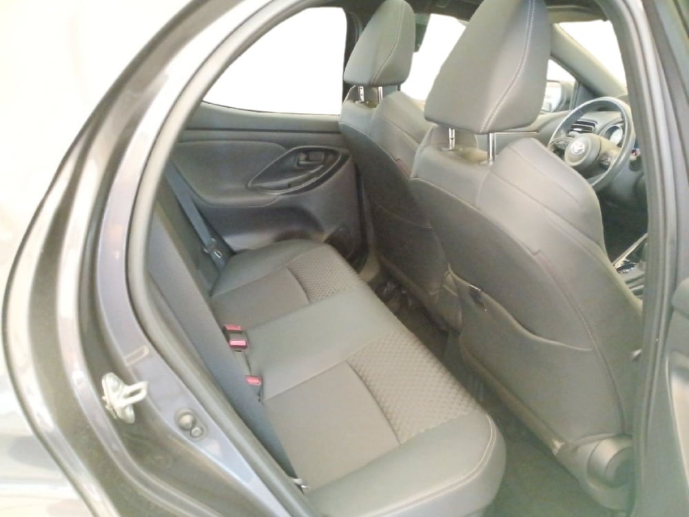 Toyota Yaris usata a Milano (8)