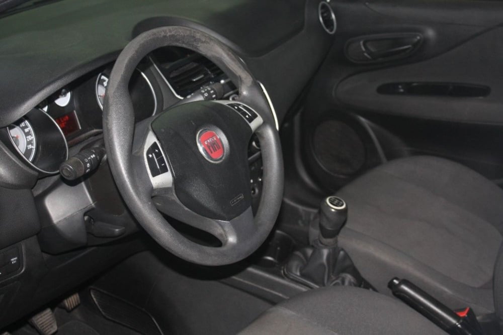 Fiat Punto usata a Viterbo (8)