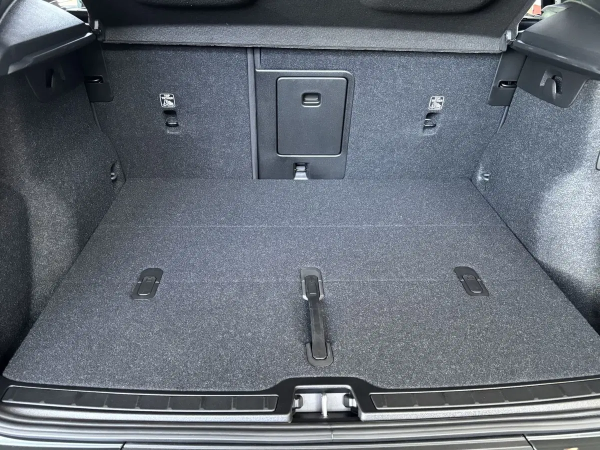 Volvo XC40 nuova a Ferrara (13)