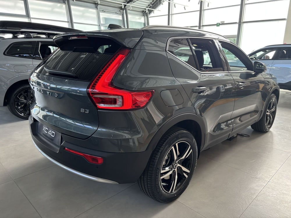 Volvo XC40 nuova a Ferrara (17)