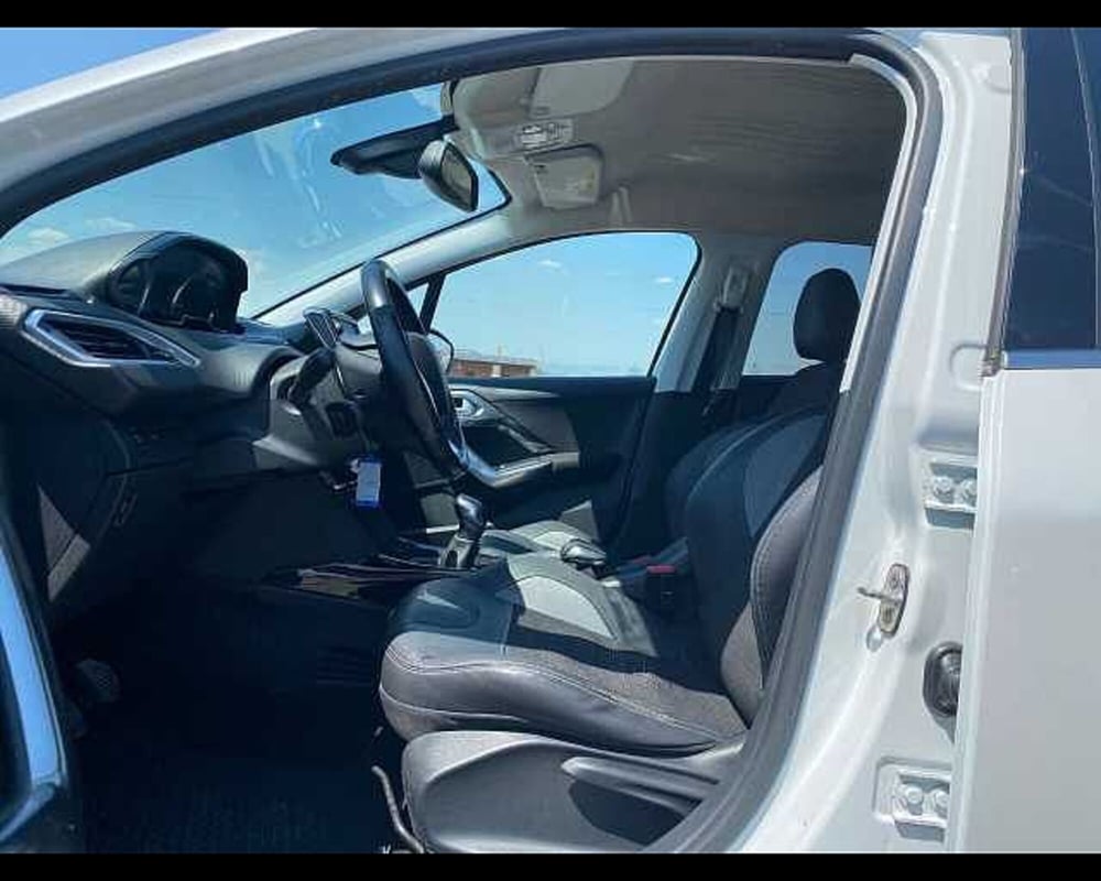 Peugeot 2008 usata a Potenza (14)