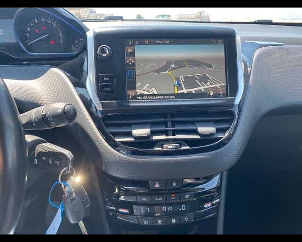 Peugeot 2008 usata a Potenza (18)