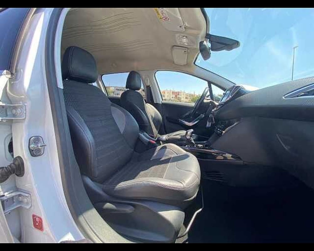 Peugeot 2008 usata a Potenza (19)