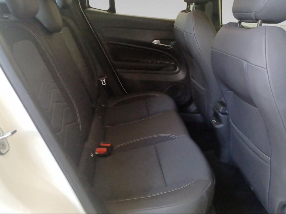 Jeep Avenger usata a Siena (15)