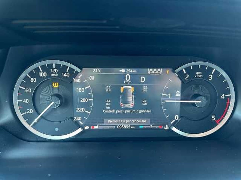 Land Rover Discovery Sport usata a Verona (12)
