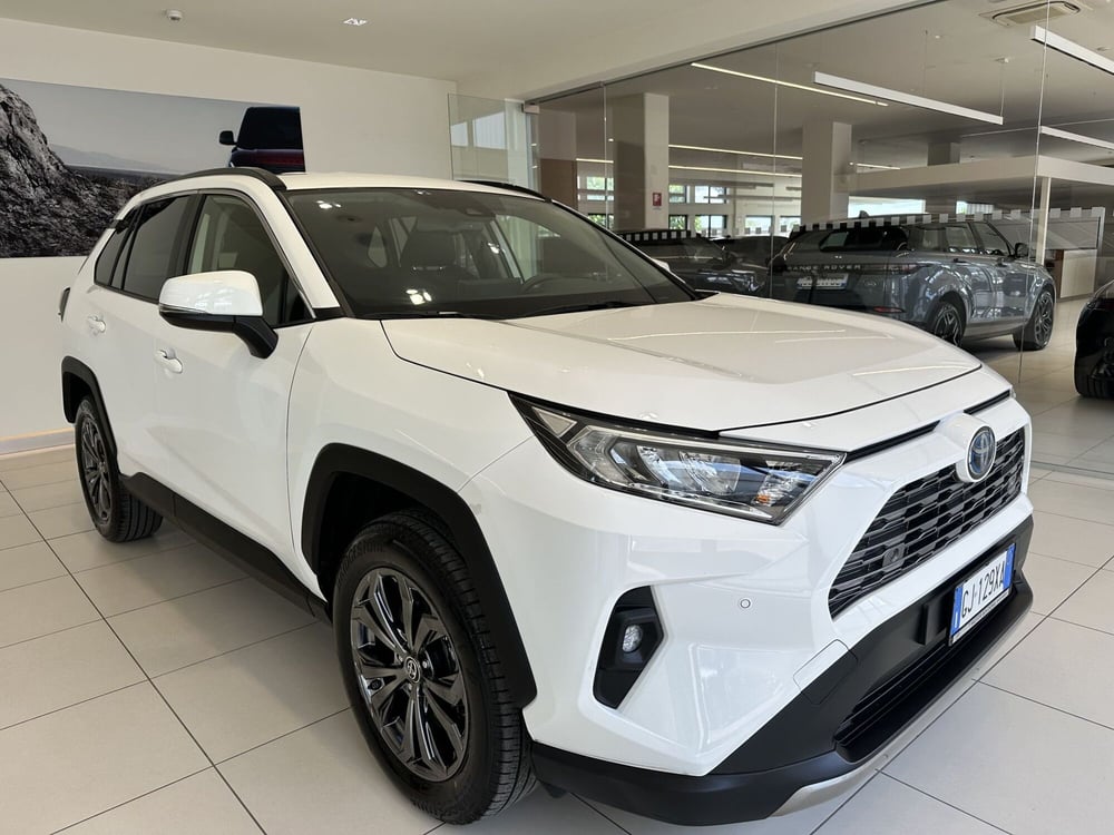 Toyota Rav4 usata a Latina (3)