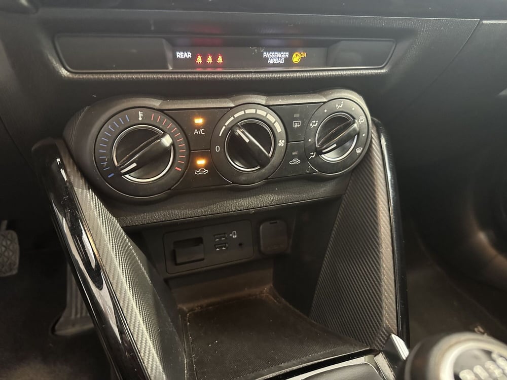 Mazda Mazda2 usata a Latina (14)