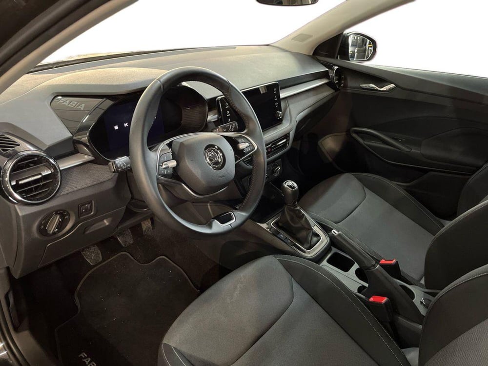 Skoda Fabia usata a Bari (20)