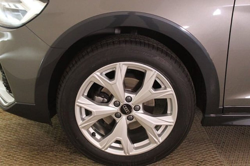 Audi A1 allstreet usata a Novara (10)
