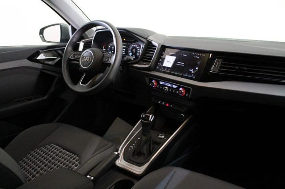 Audi A1 allstreet usata a Novara (4)