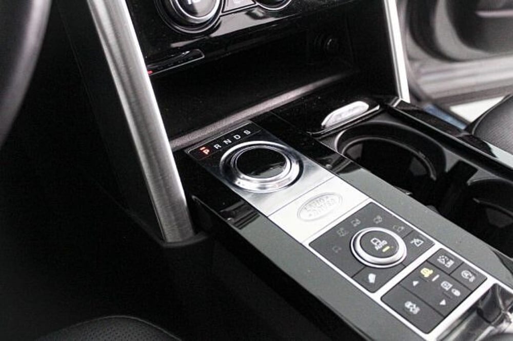 Land Rover Discovery usata a Novara (11)
