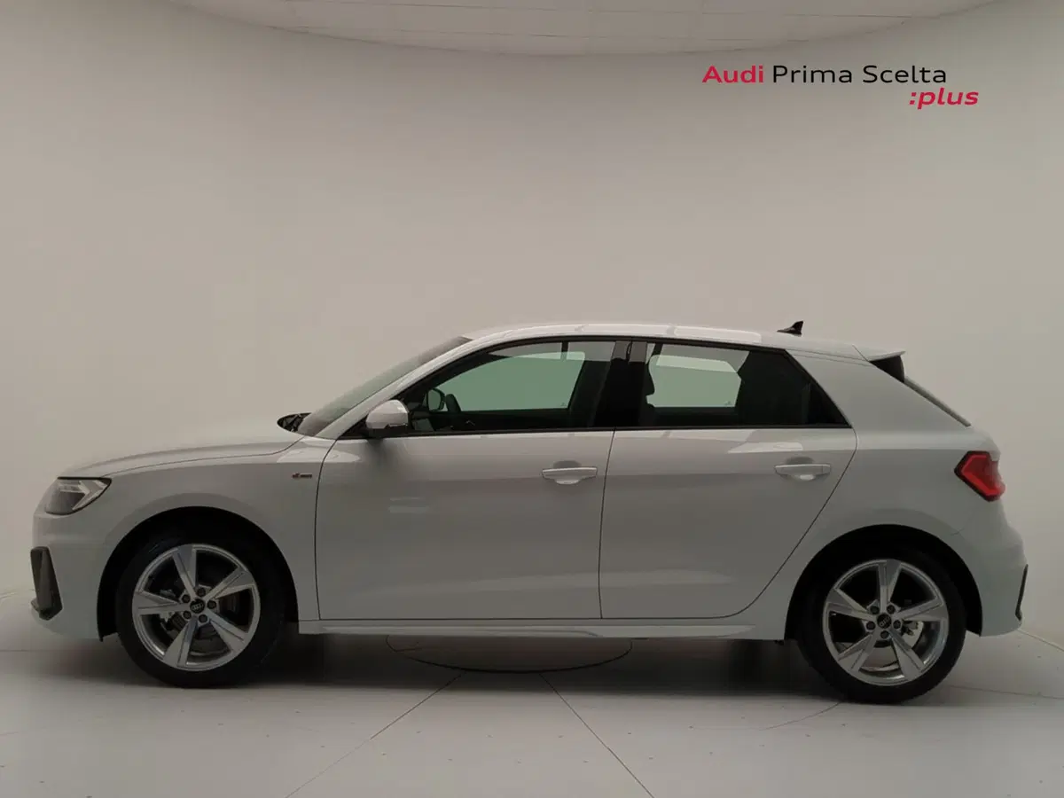 Audi A1 Sportback nuova a Avellino (4)