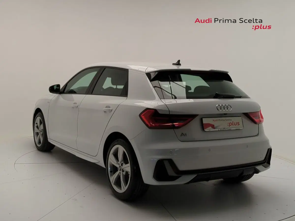 Audi A1 Sportback nuova a Avellino (5)