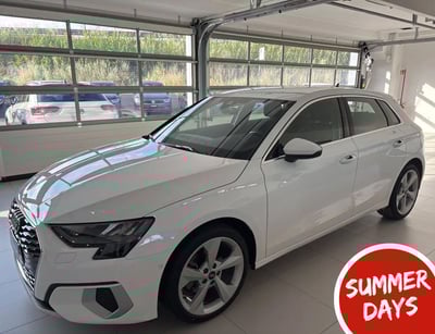 Audi A3 Sportback 30 g-tron S tronic Business Advanced del 2021 usata a Salerno