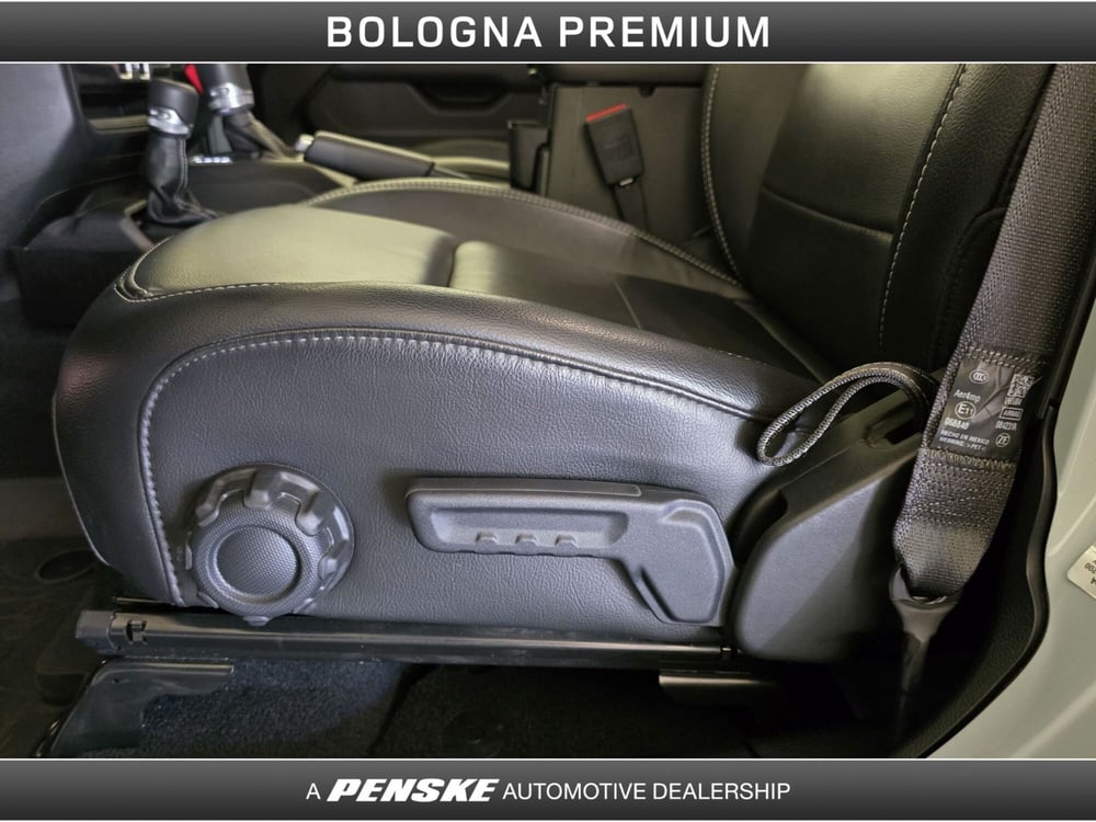 Jeep Wrangler Unlimited usata a Bologna (16)