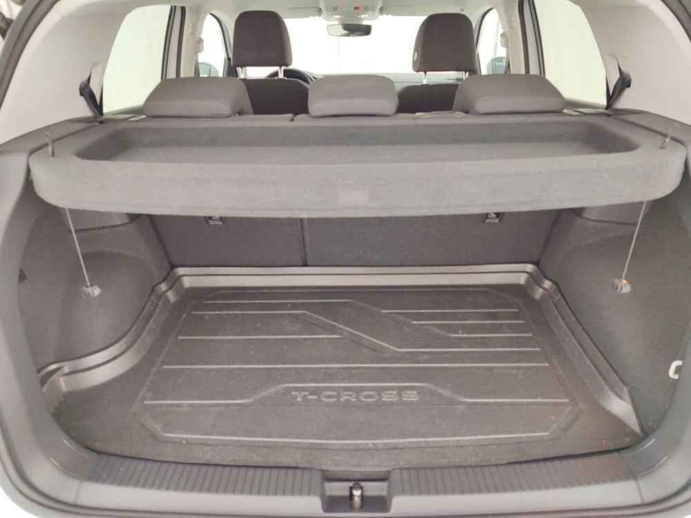 Volkswagen T-Cross usata a Massa-Carrara (15)