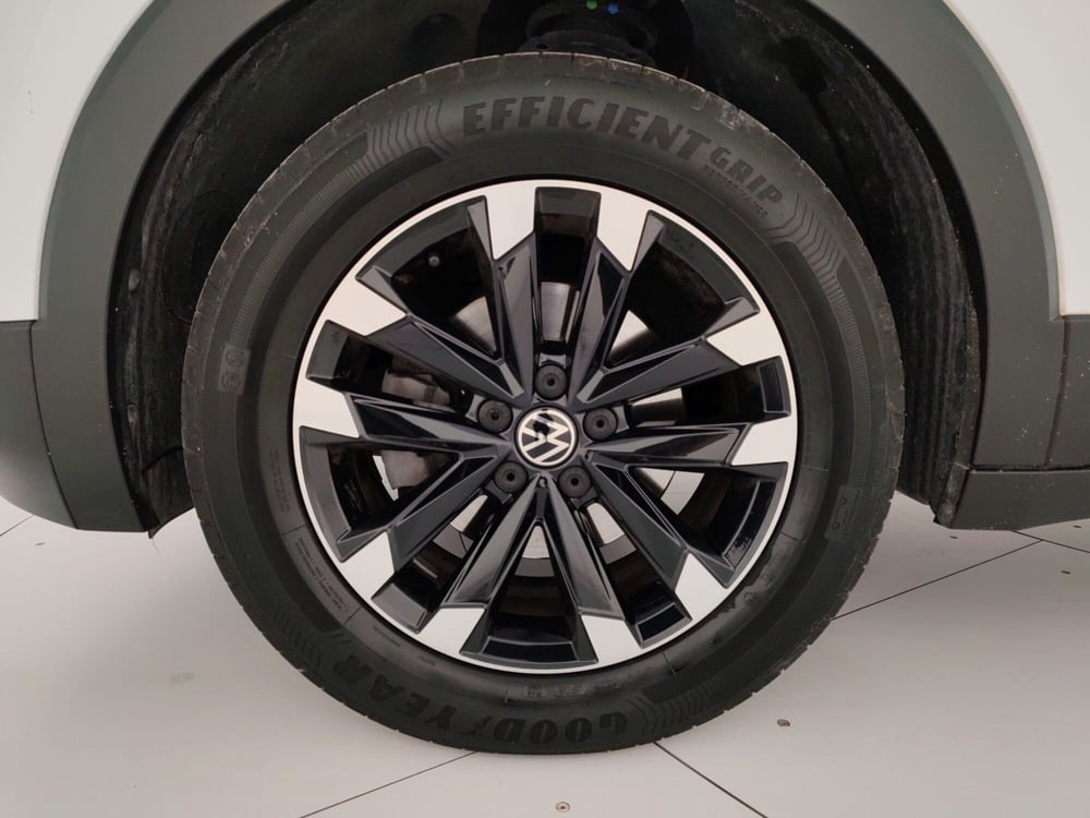Volkswagen T-Cross usata a Massa-Carrara (6)