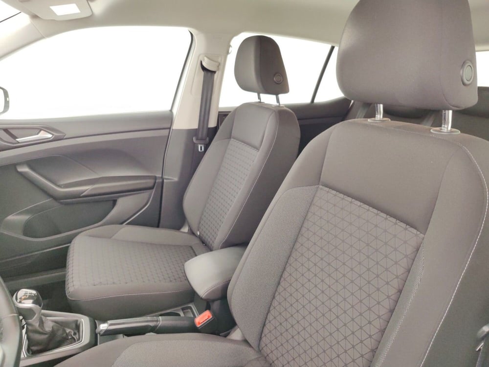 Volkswagen T-Cross usata a Massa-Carrara (8)