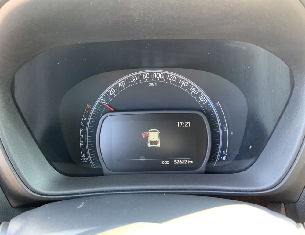 Toyota Aygo X usata a Perugia (14)