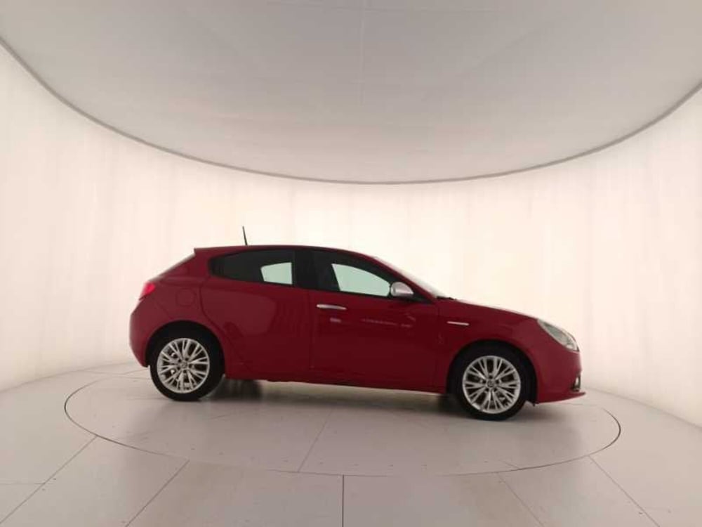 Alfa Romeo Giulietta usata a Treviso (7)