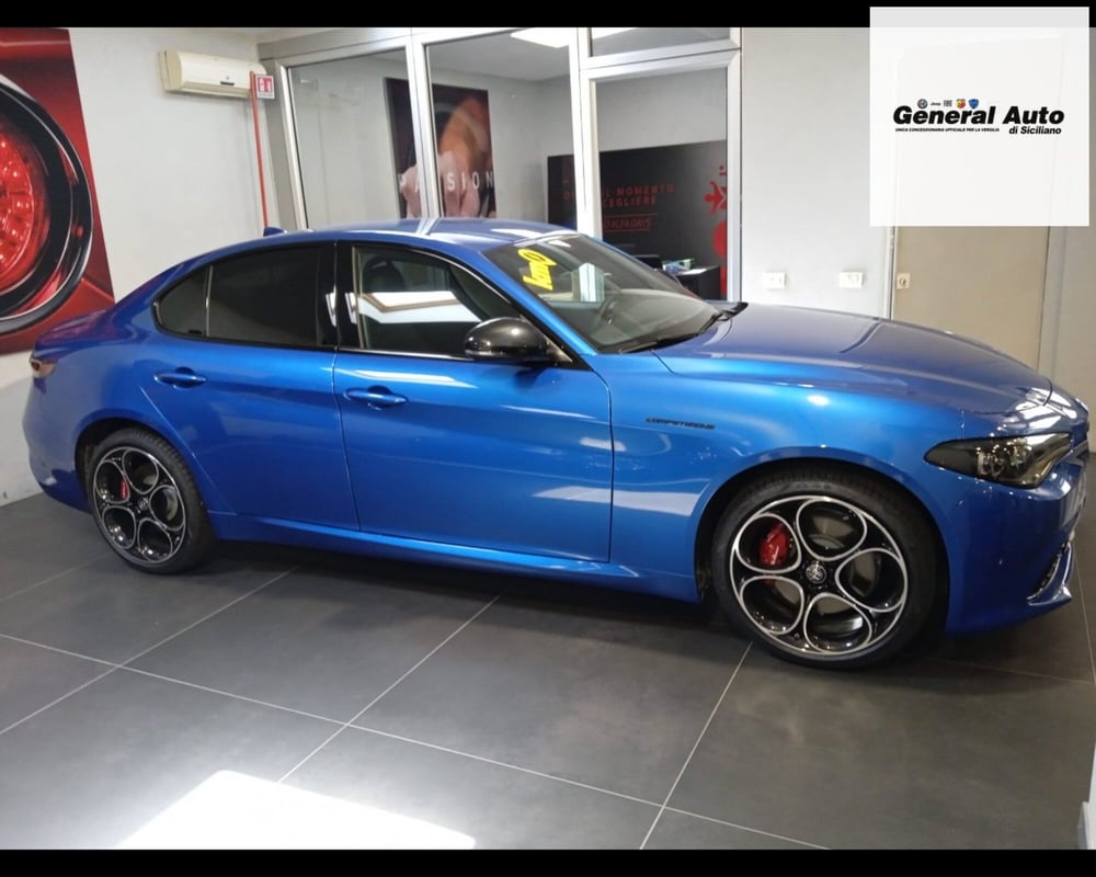 Alfa Romeo Giulia nuova a Lucca (3)