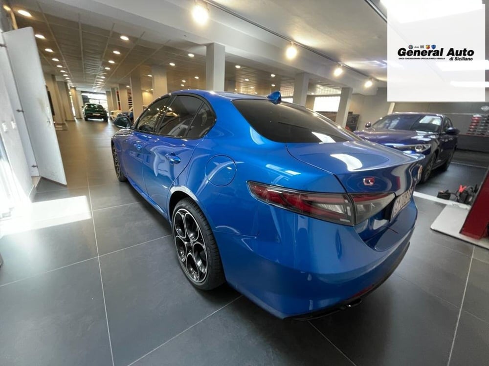 Alfa Romeo Giulia nuova a Lucca (5)