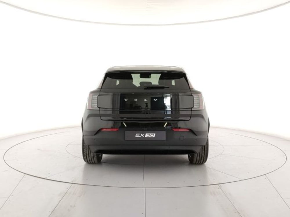 Volvo EX30 nuova a Modena (4)