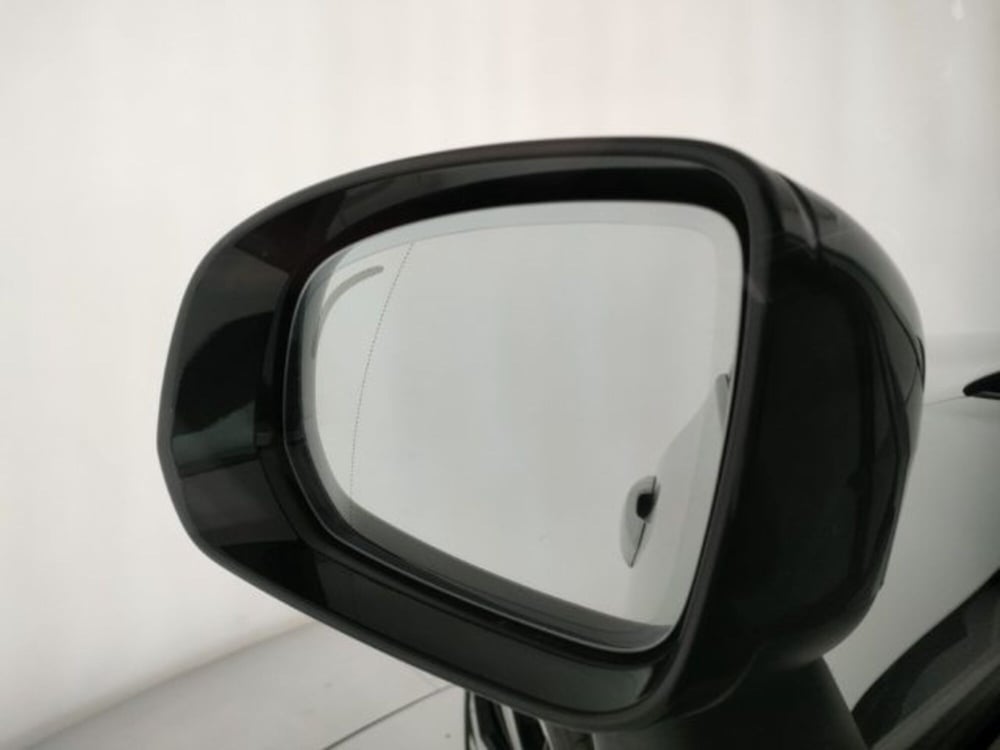 Volvo XC60 nuova a Modena (19)