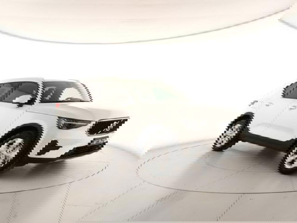 Volvo XC40 nuova a Modena (6)
