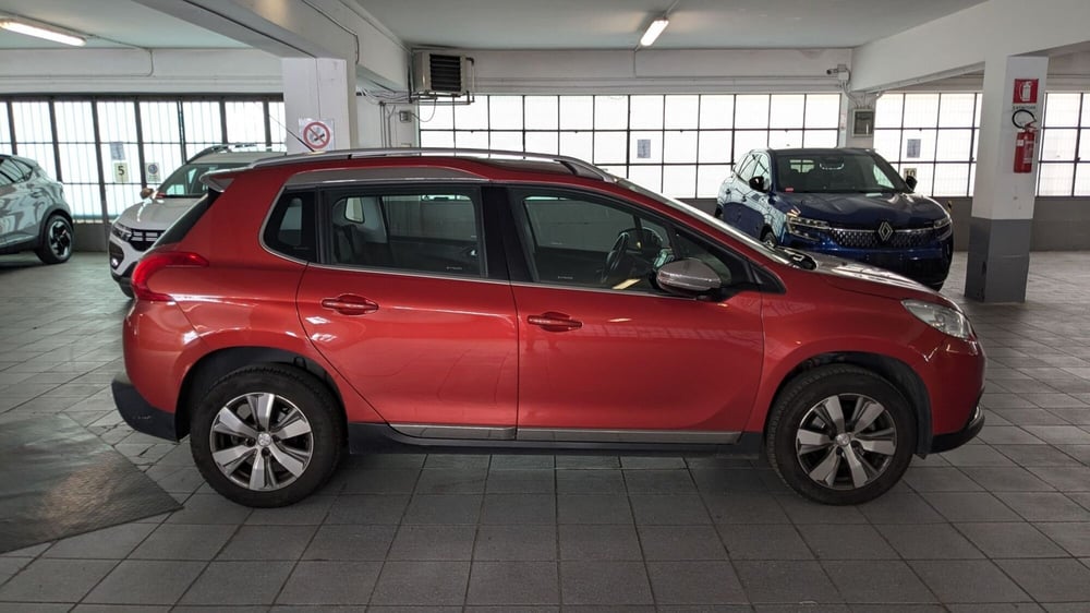 Peugeot 2008 usata a Milano (4)
